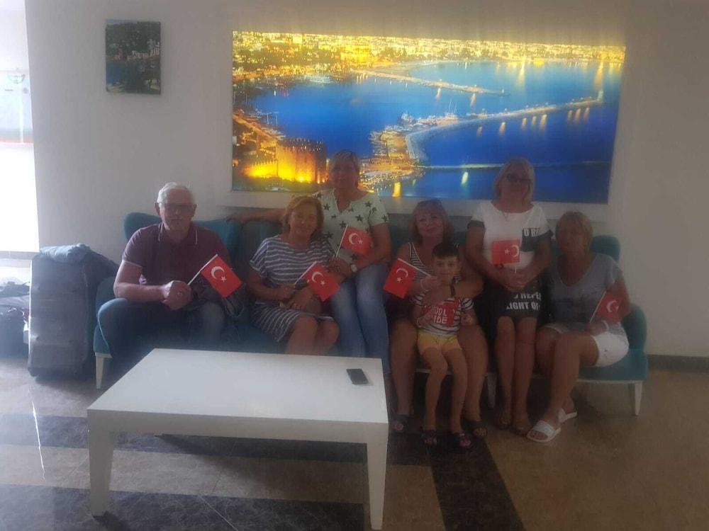 Grand Ati̇Lla Hotel Alanya Exterior foto