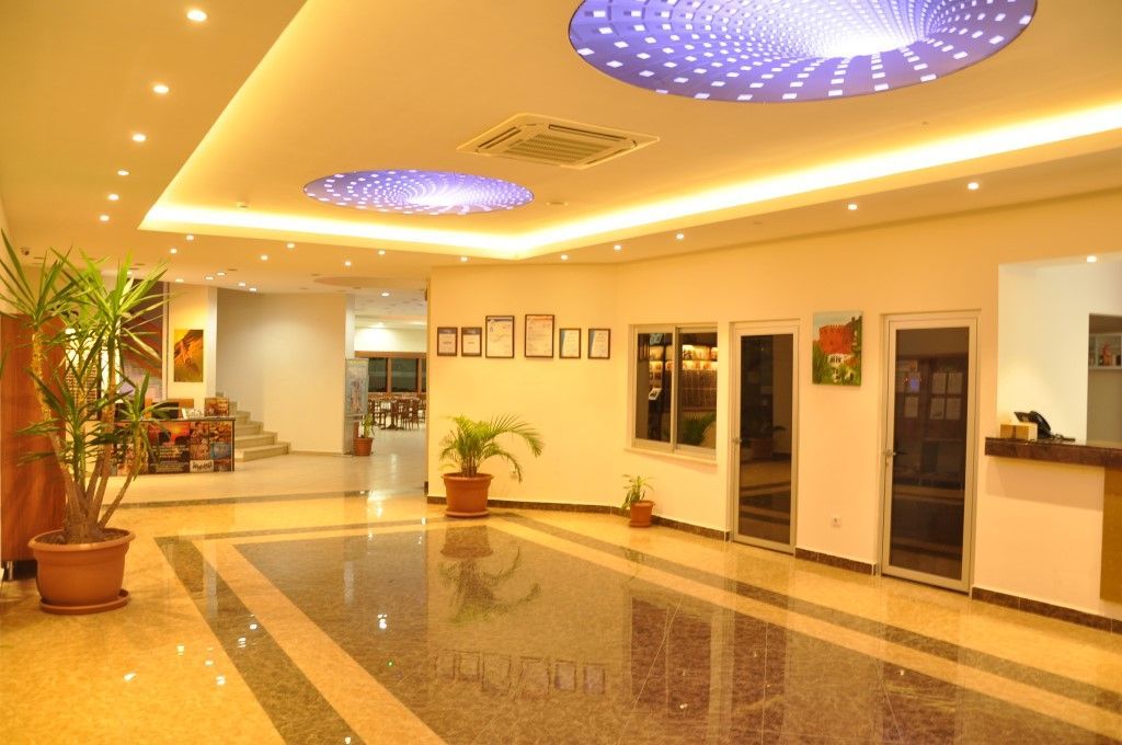 Grand Ati̇Lla Hotel Alanya Exterior foto