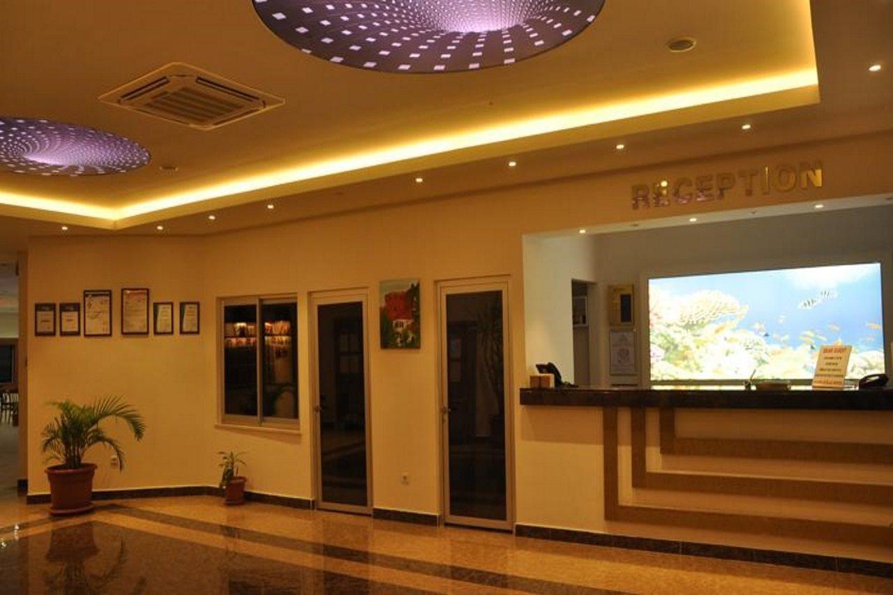Grand Ati̇Lla Hotel Alanya Exterior foto